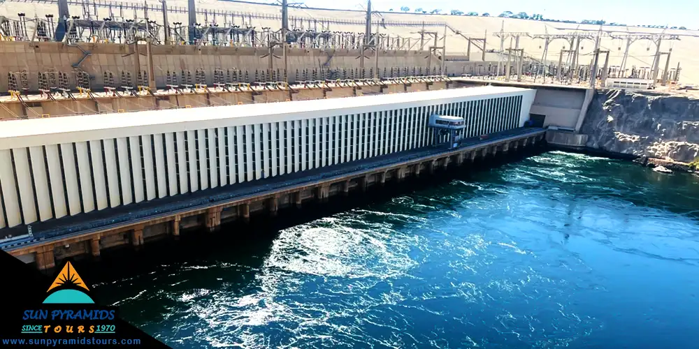 Aswan High Dam_s Construction